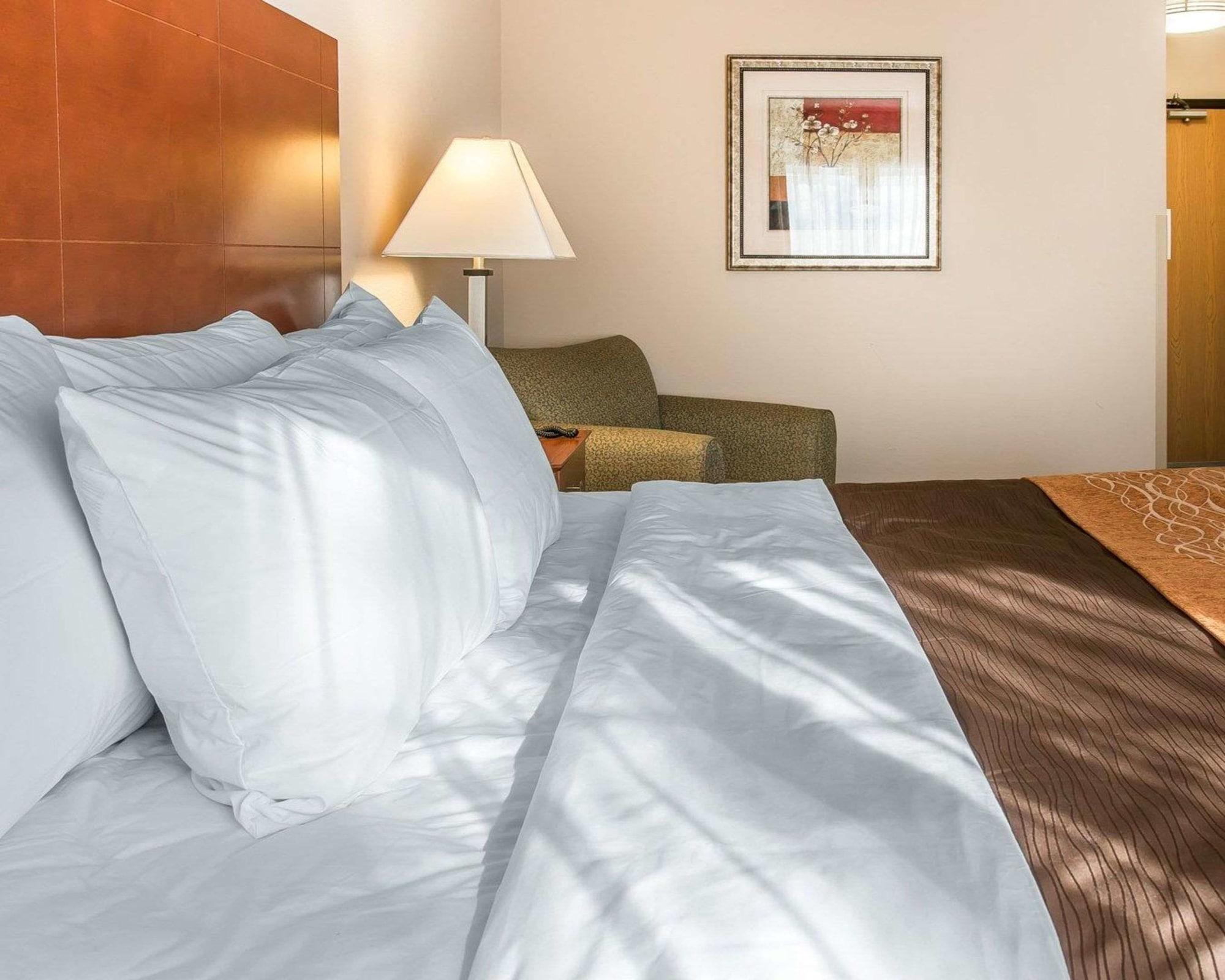 Quality Inn Near Interstate I94 新布法罗 外观 照片